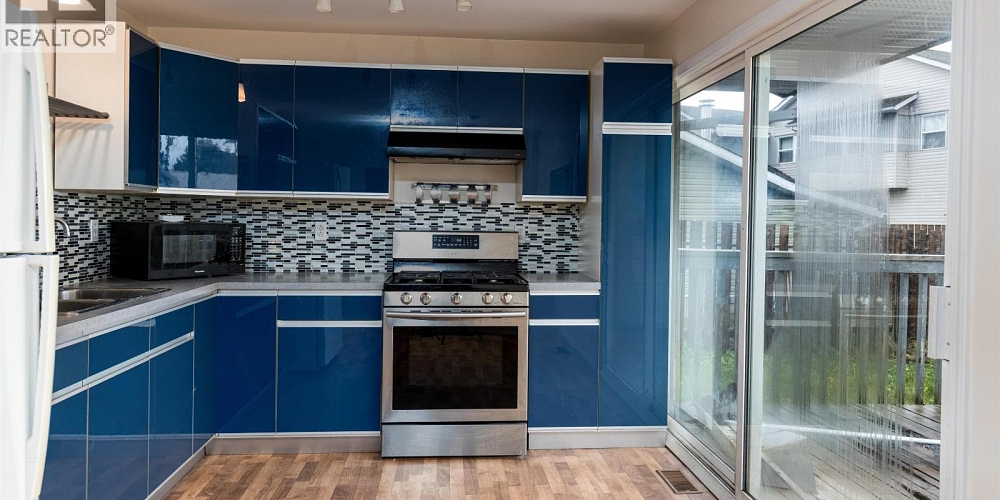 4821 PARK AVENUE Terrace Photo 14 4821 PARK AVENUE Terrace Photo 14